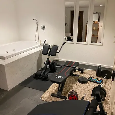 Apartamento Gaestezimmer Am Waldrand